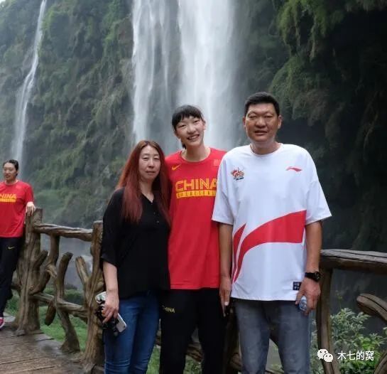 成人免费在线播放视频